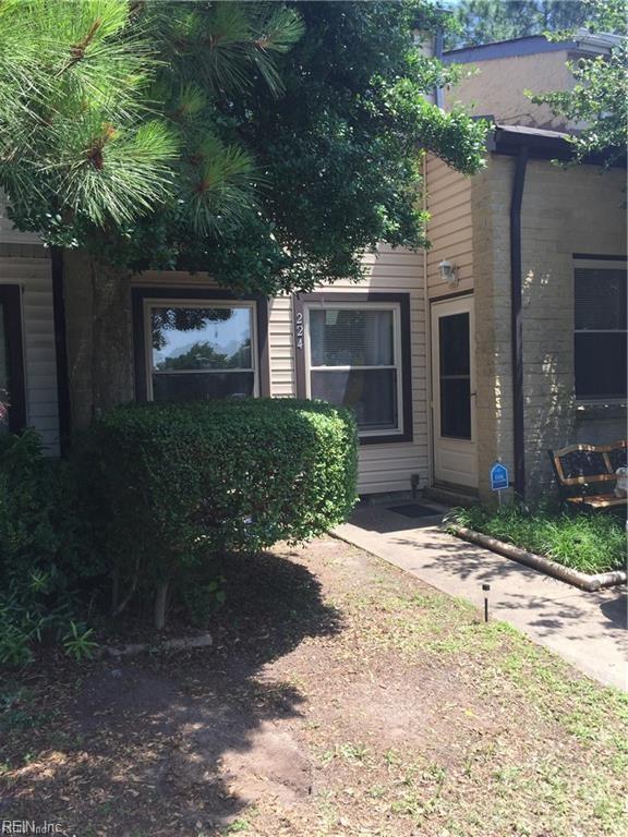 224 N Palmyra DR