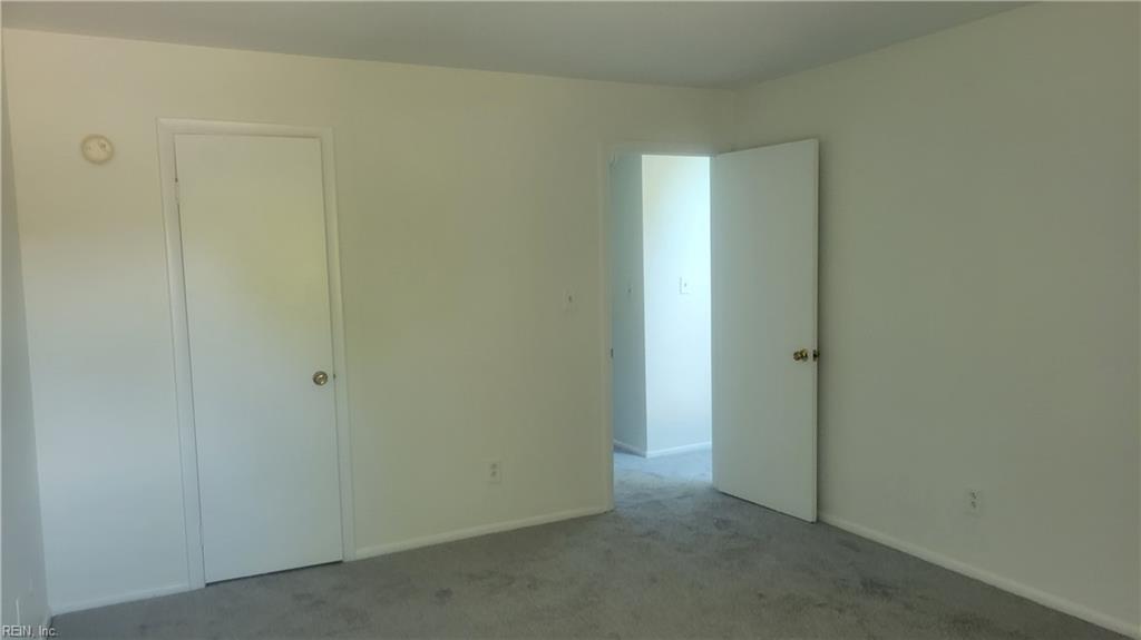 224 N Palmyra DR