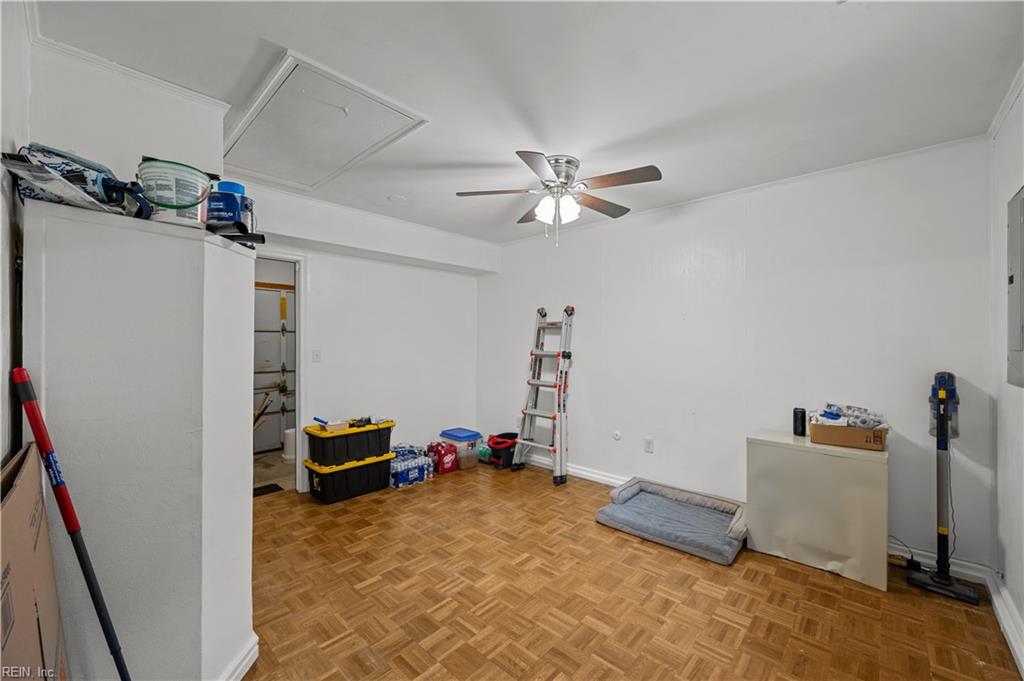 1328 Keaton WAY