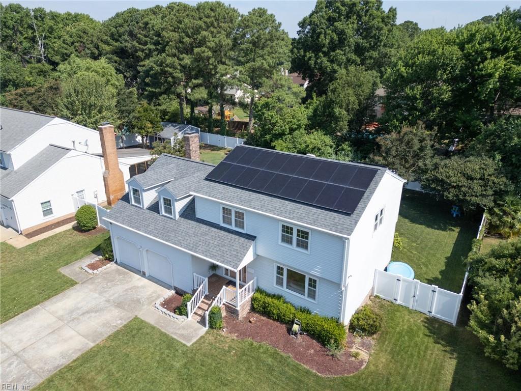 1787 Carriage DR