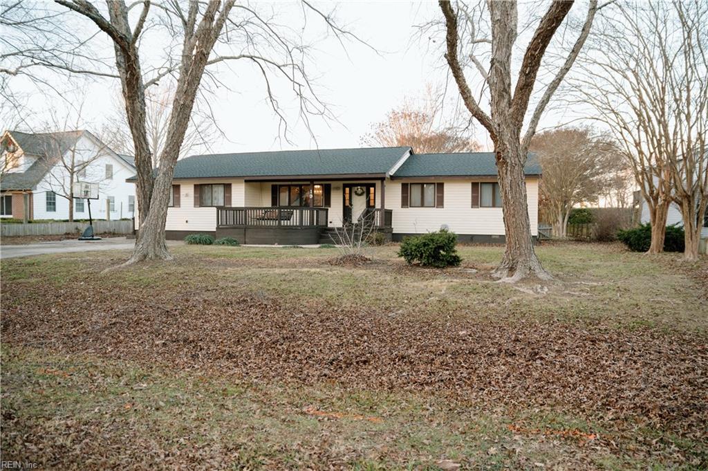 19 Riverside DR