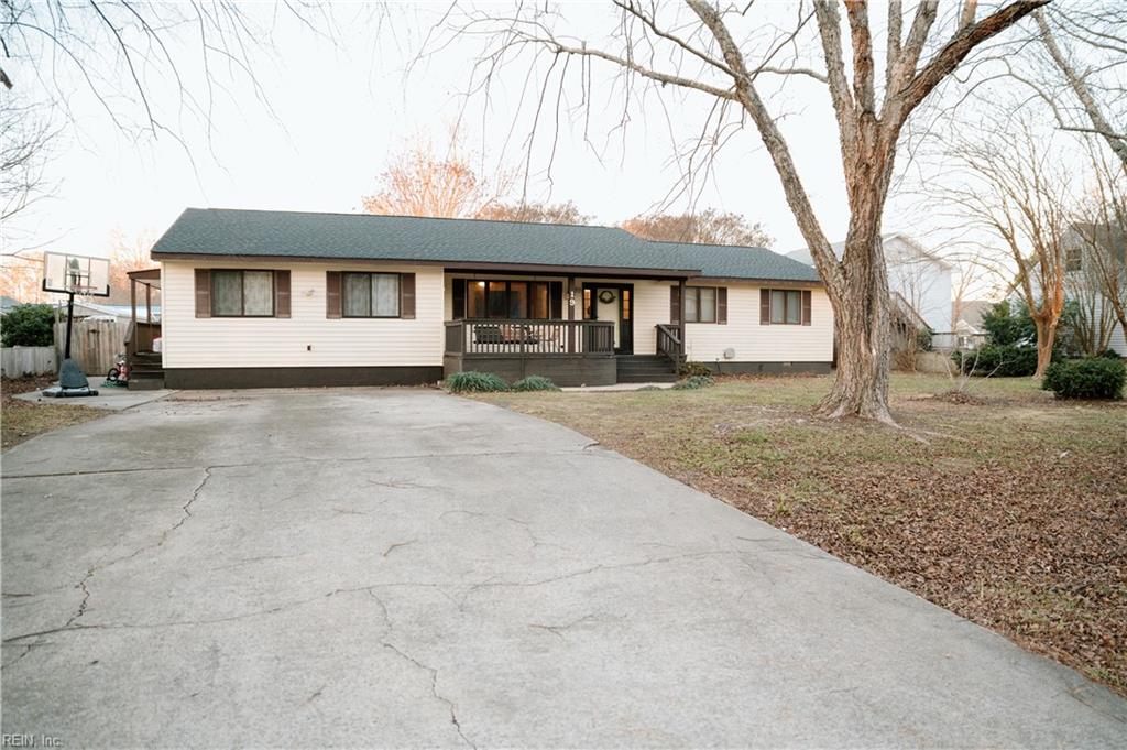 19 Riverside DR
