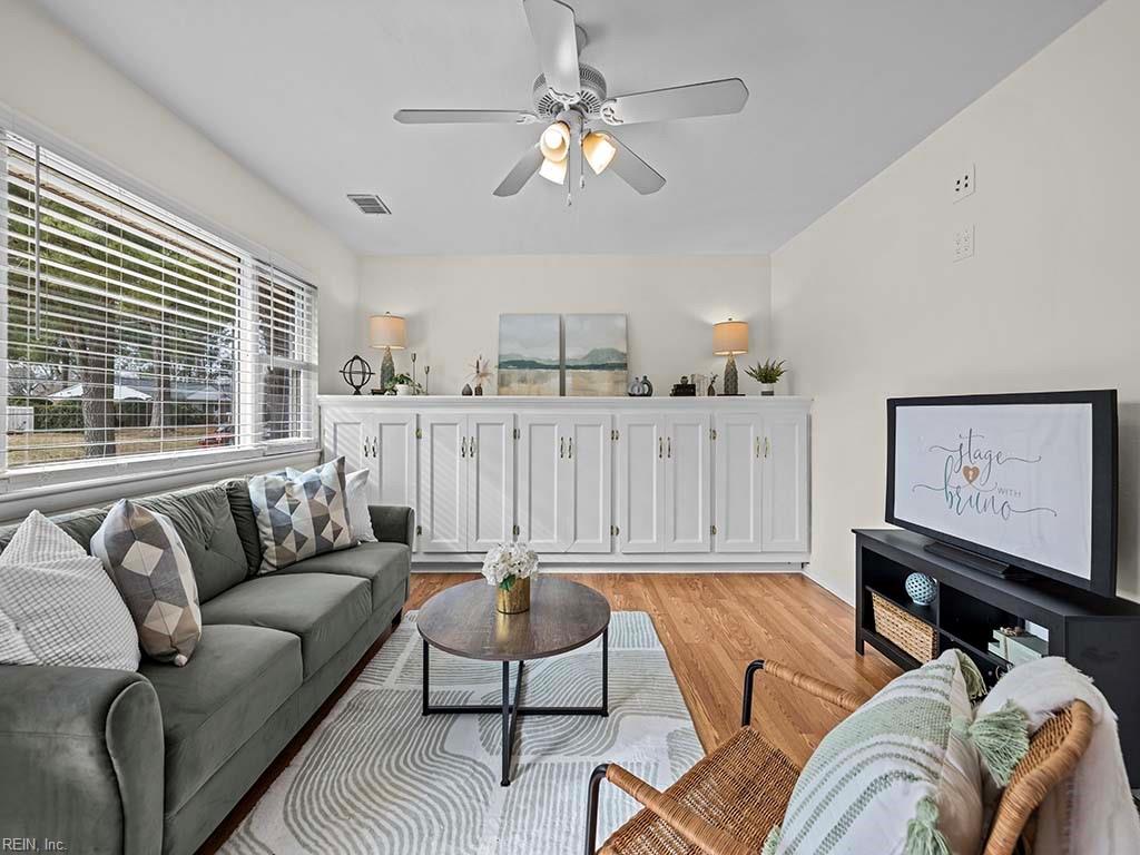 3848 Anson LN
