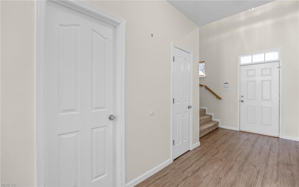 5832 Reon CT