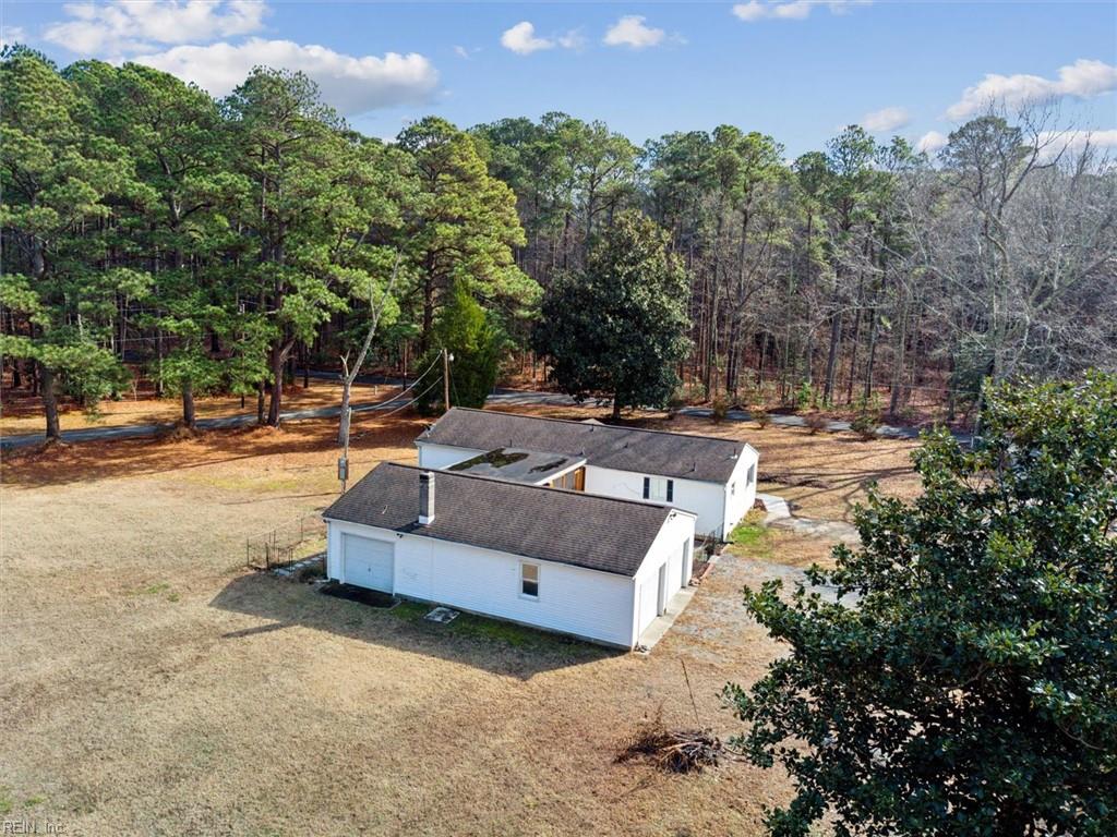 9523 Cuba RD