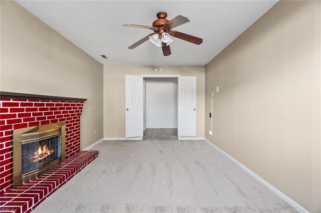 874 Jamestown Landing RD