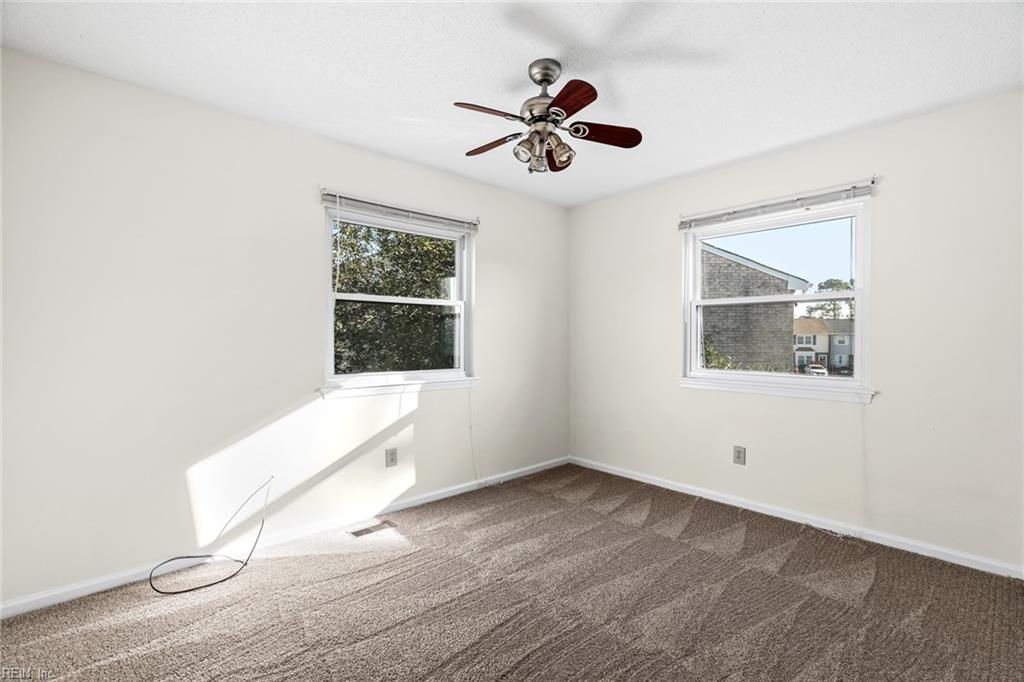 874 Jamestown Landing RD