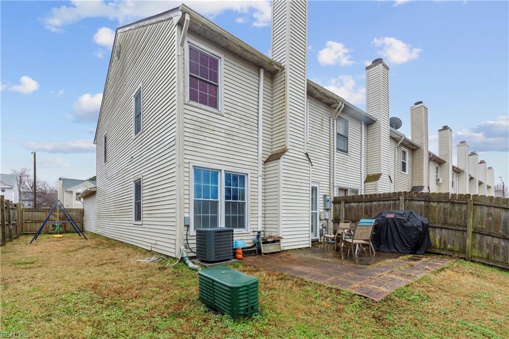 1366 Orillia RD