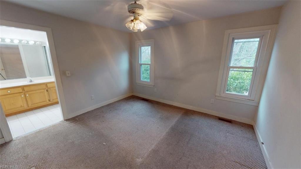 7935 Laura Ann LN