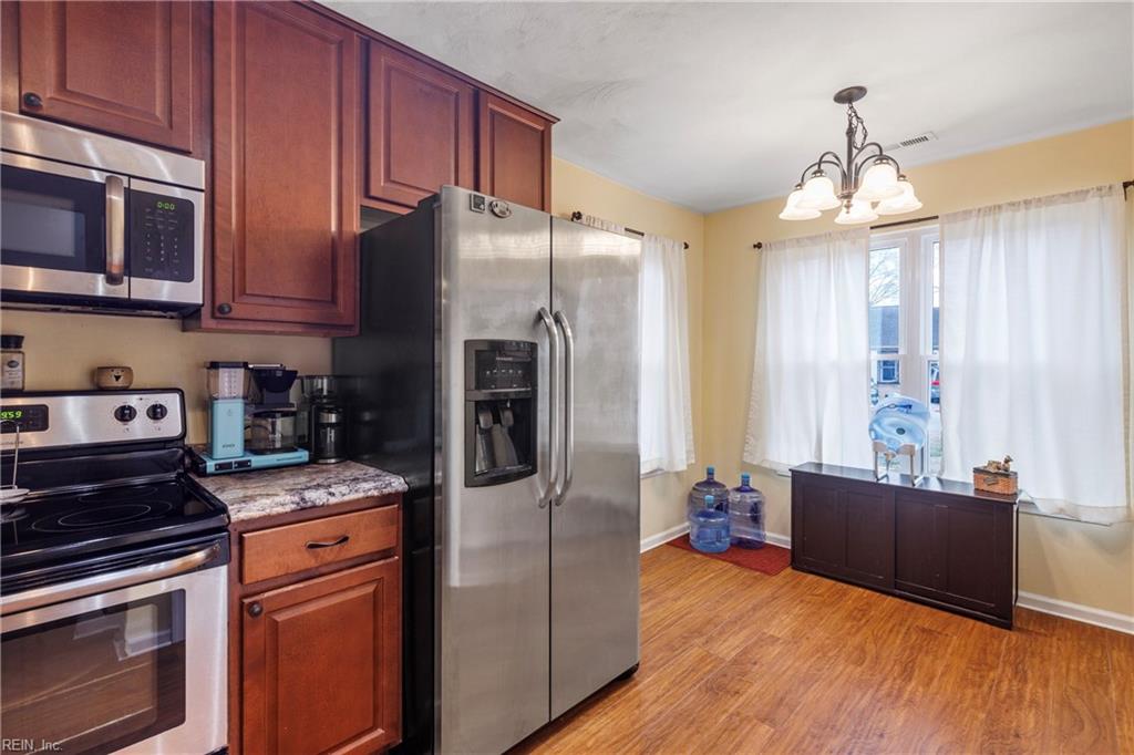2034 Ealing CRES