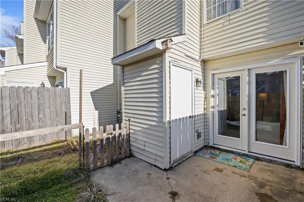 311 Fairfax TER