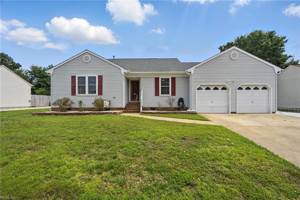 3204 Mistletoe WAY