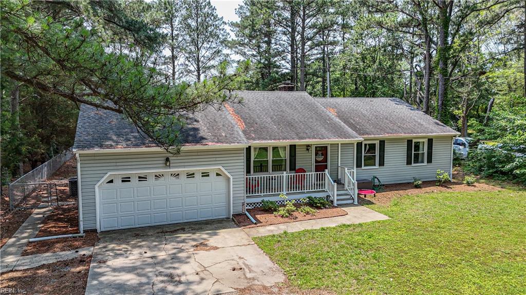 8610 Blue Heron LN