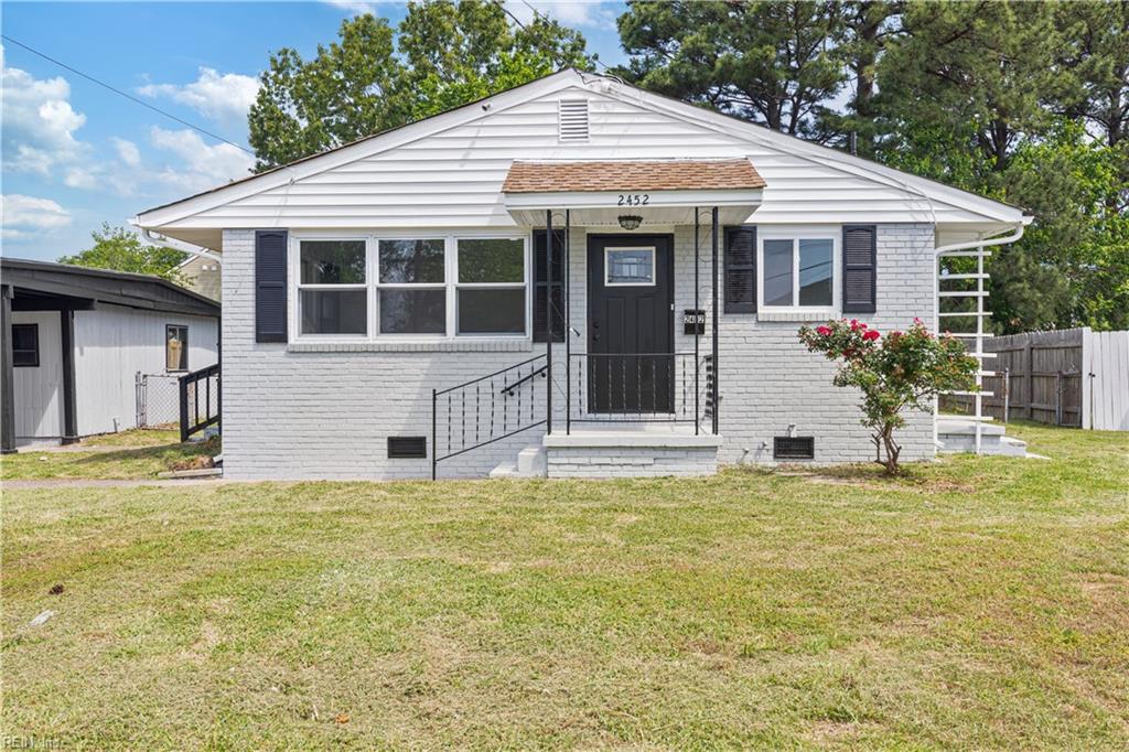 2452 Malden AVE