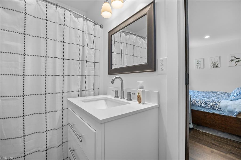 253 Wickham RD