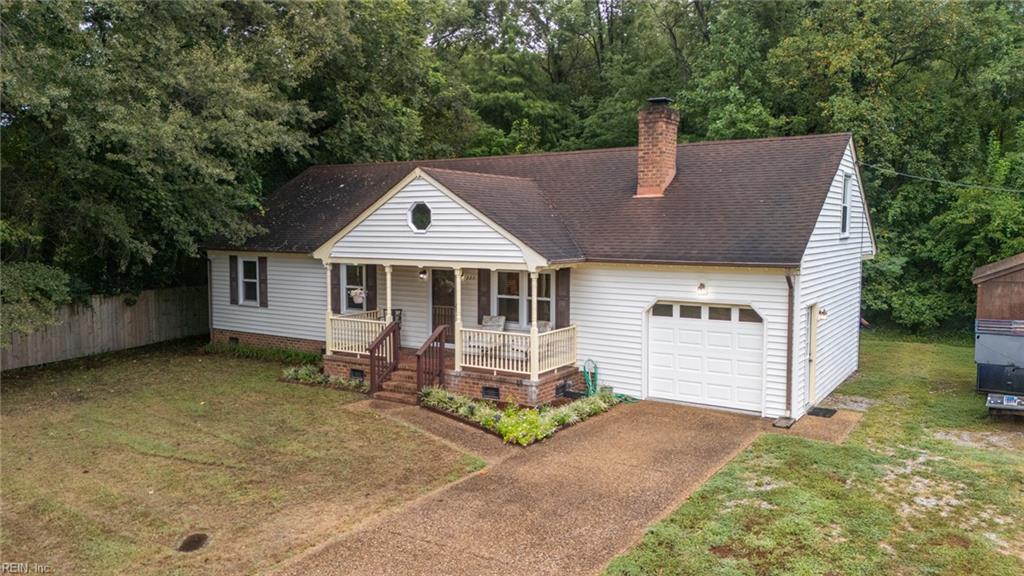 223 Lindsey AVE