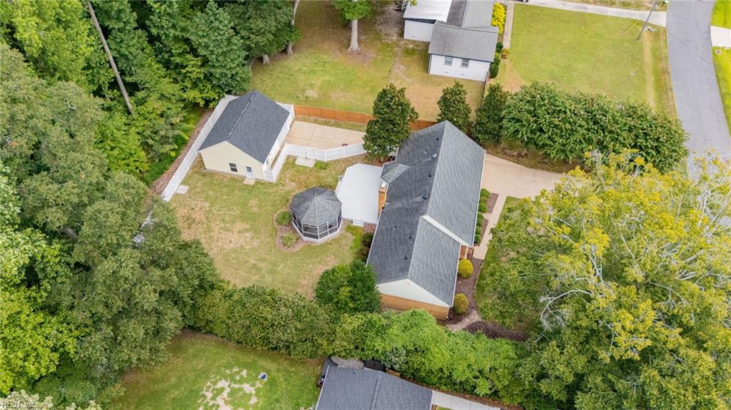 908 Englewood DR