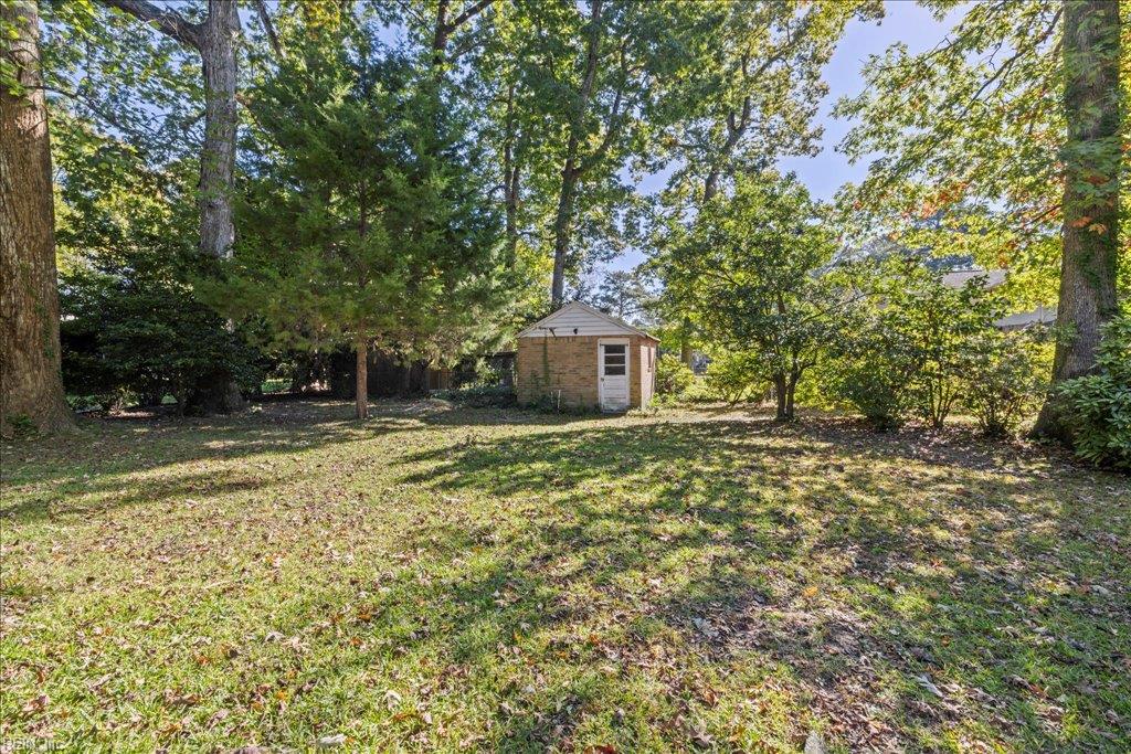 4608 Thoroughgood DR