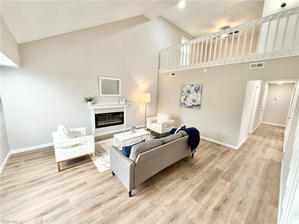 114 Ashford DR