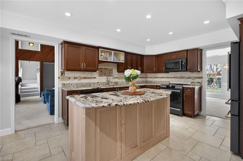 1217 Misty Hollow WAY