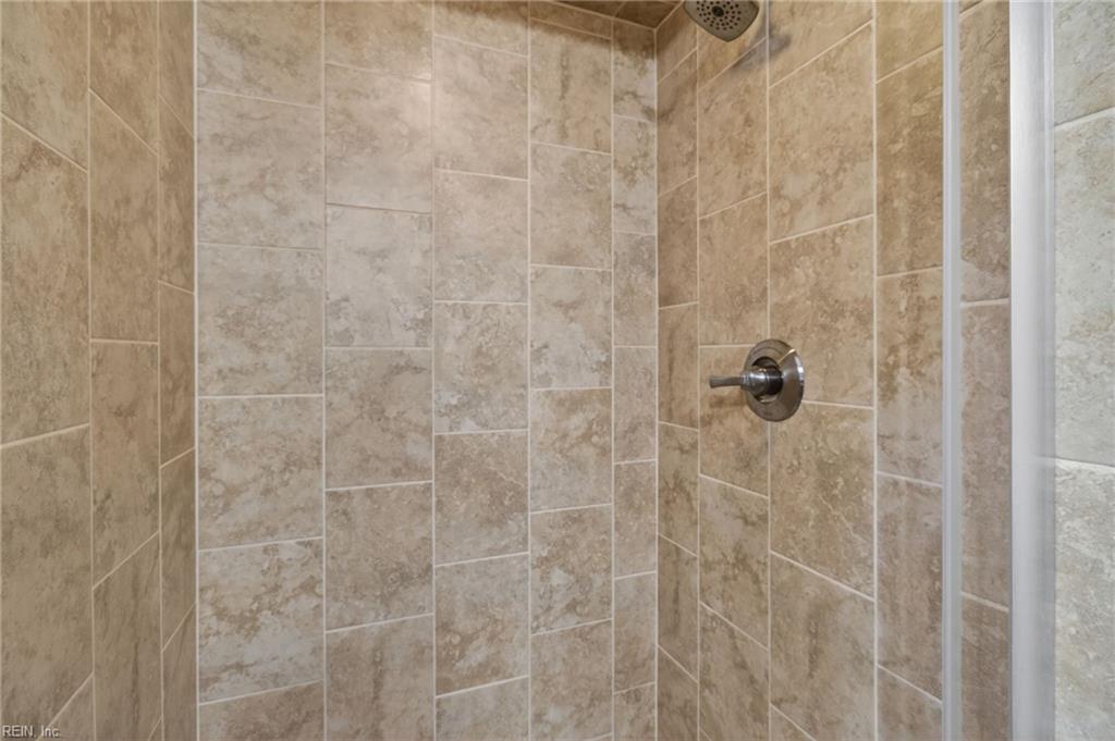 1217 Misty Hollow WAY