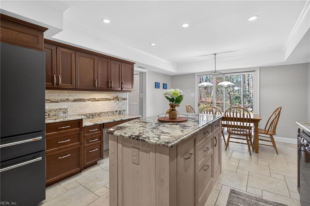 1217 Misty Hollow WAY
