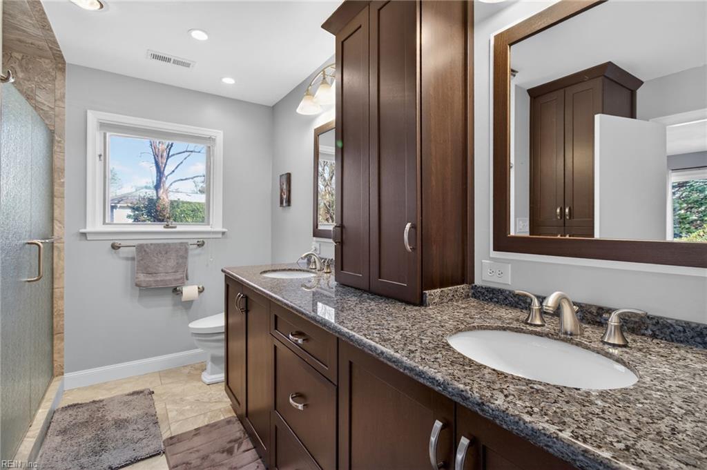 1217 Misty Hollow WAY