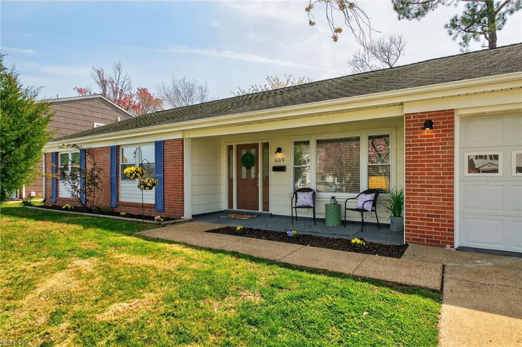 609 Abbey DR