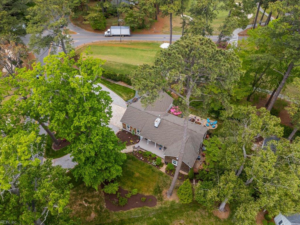 832 Cardinal RD