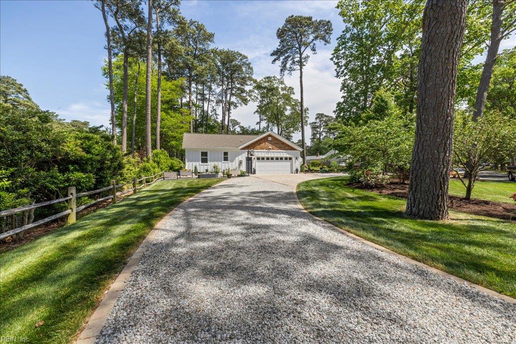 832 Cardinal RD