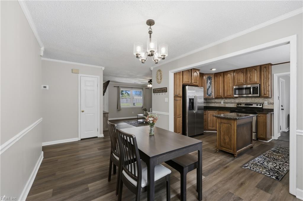 1217 Berwyn RD