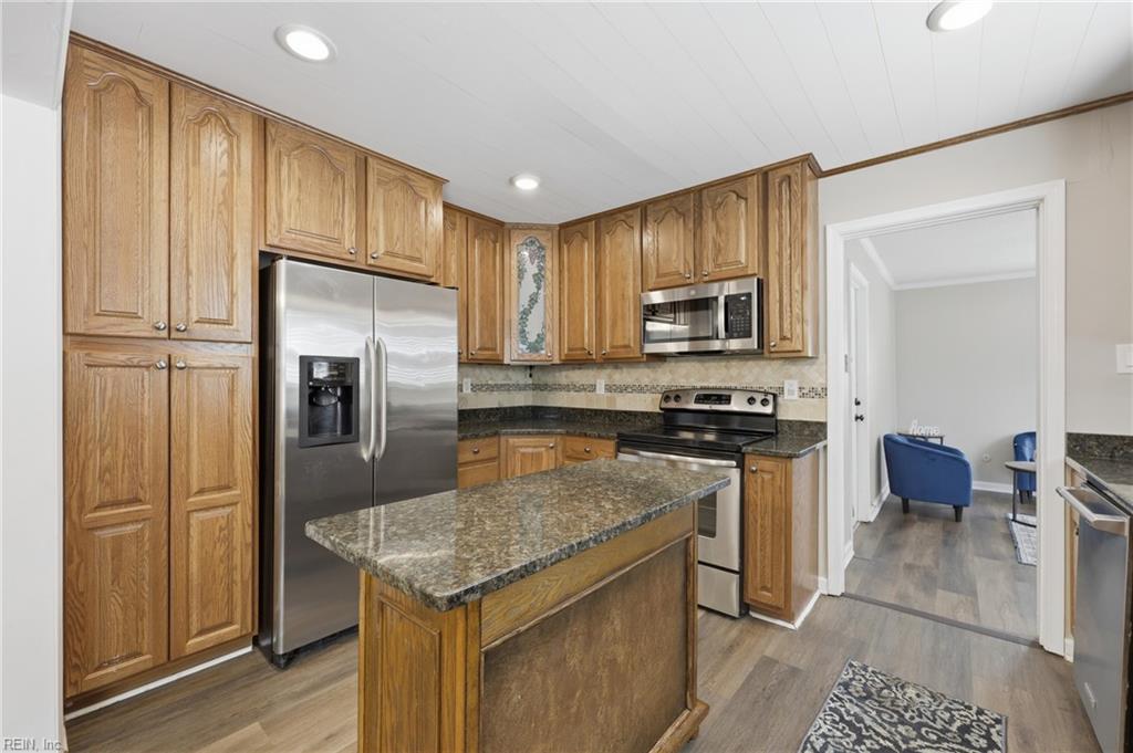 1217 Berwyn RD