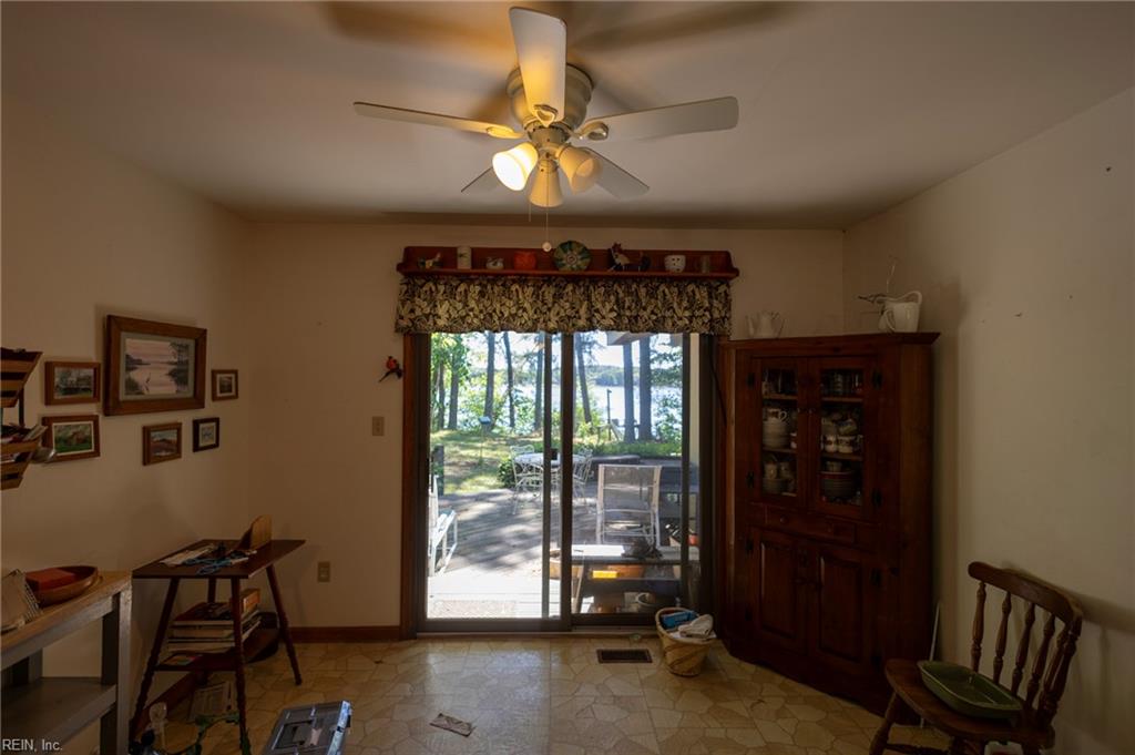 456 Ridge RD