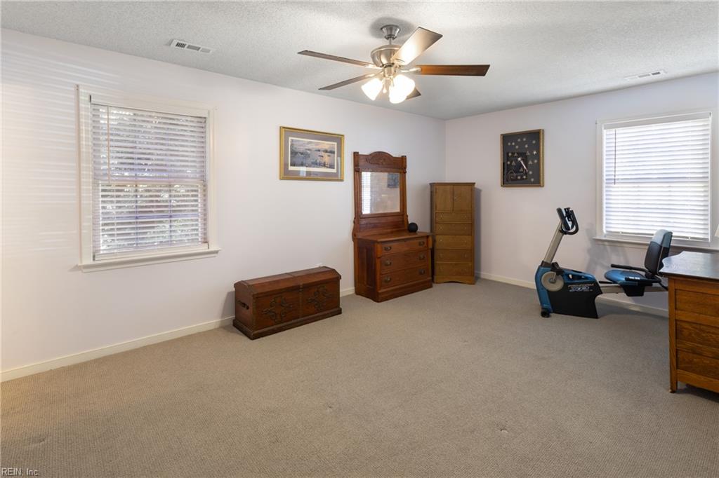 840 Upshaw RD
