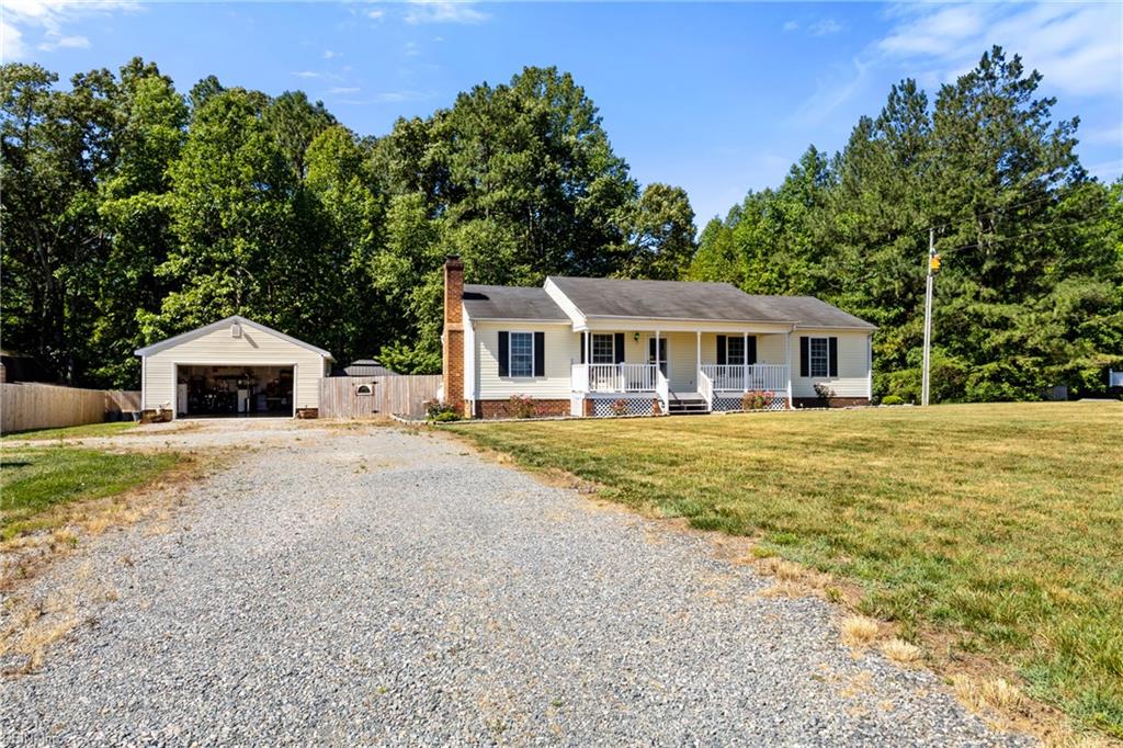 840 Upshaw RD