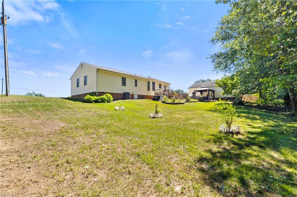840 Upshaw RD