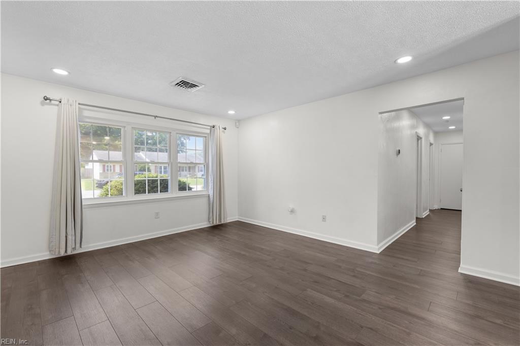 629 Bethune DR