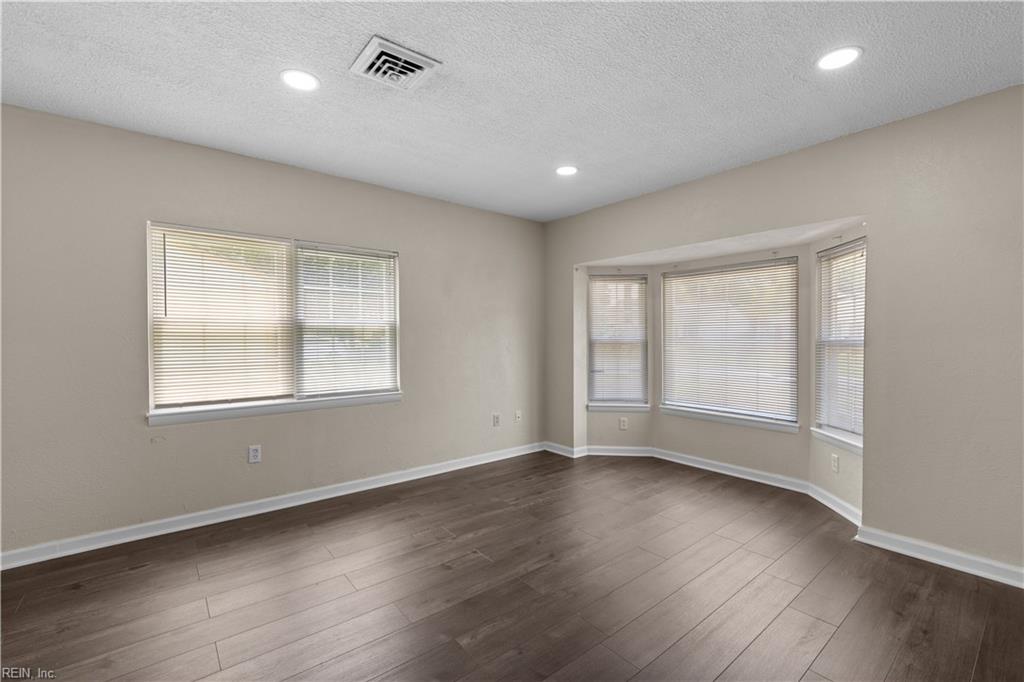 629 Bethune DR