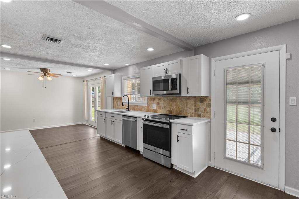 629 Bethune DR