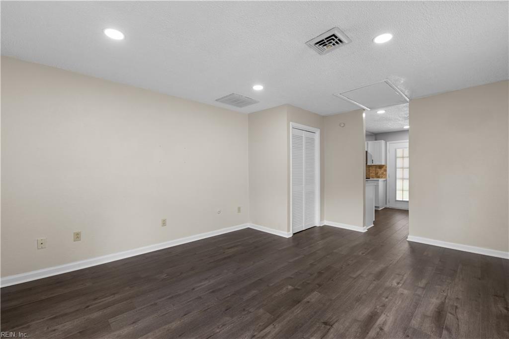 629 Bethune DR