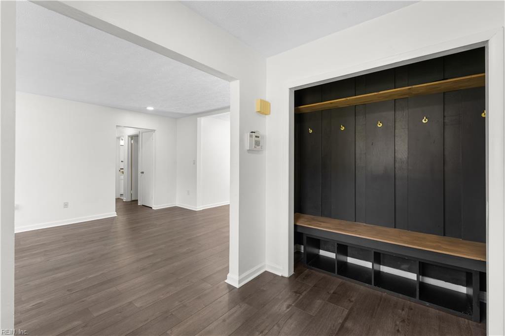 629 Bethune DR