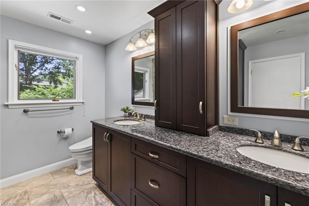 1217 Misty Hollow WAY
