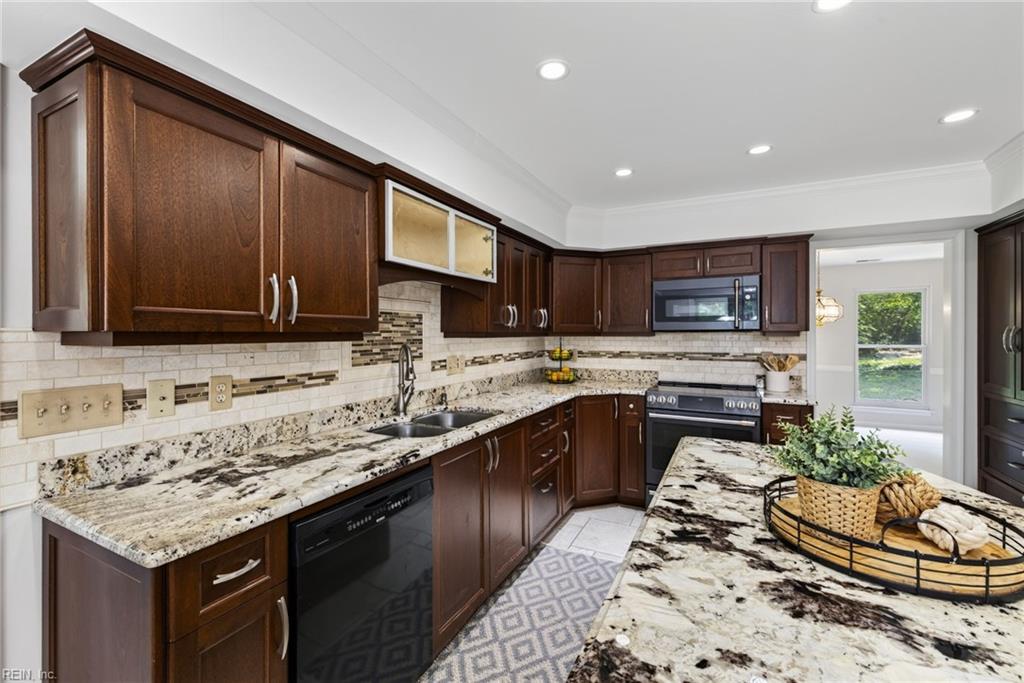 1217 Misty Hollow WAY