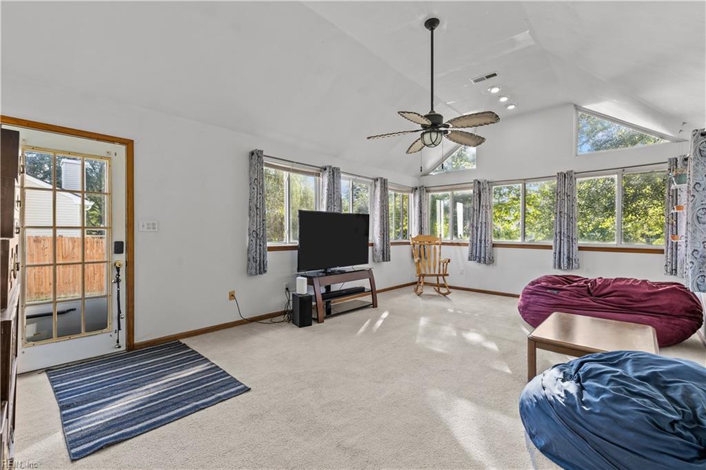 753 Willow Bend DR