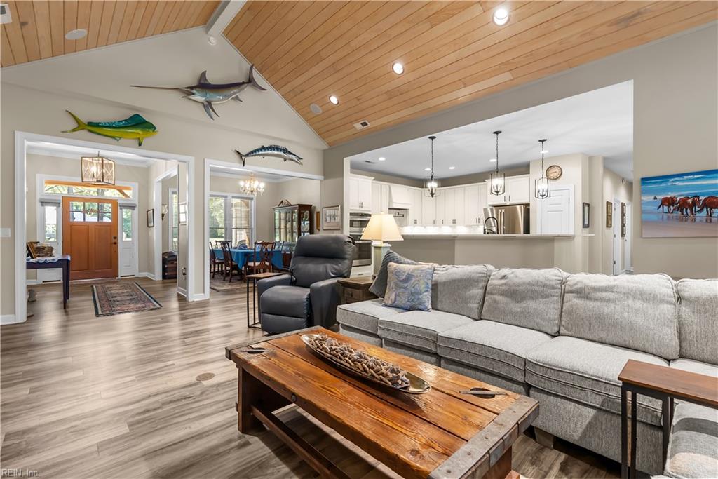 2962 Butlers Bluff DR