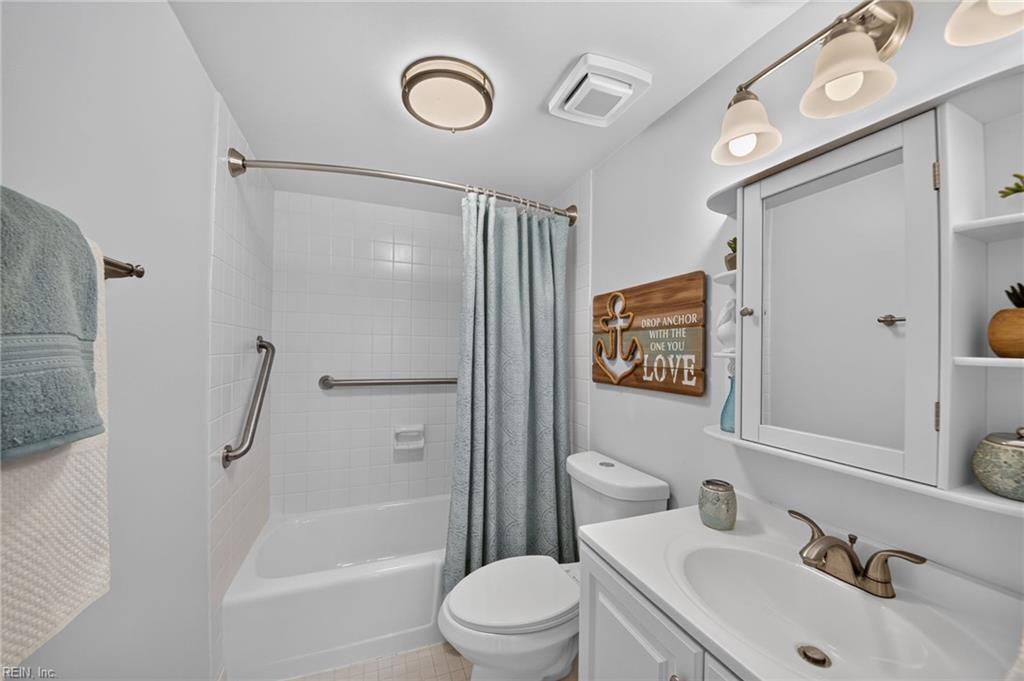 3288 Page AVE 513