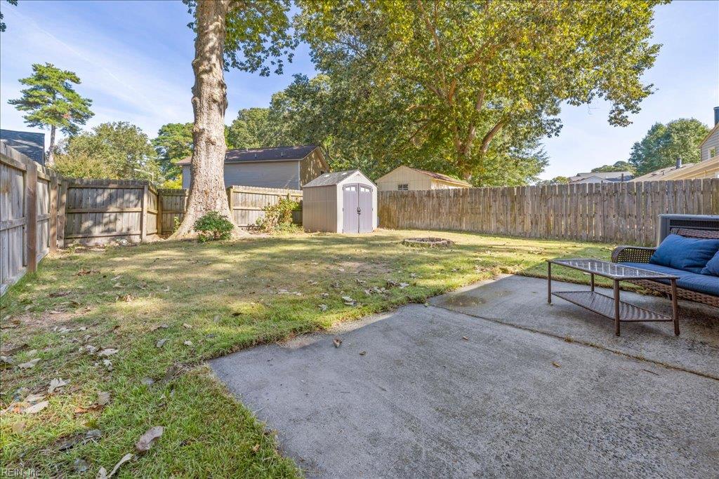 4368 Smokey Lake DR