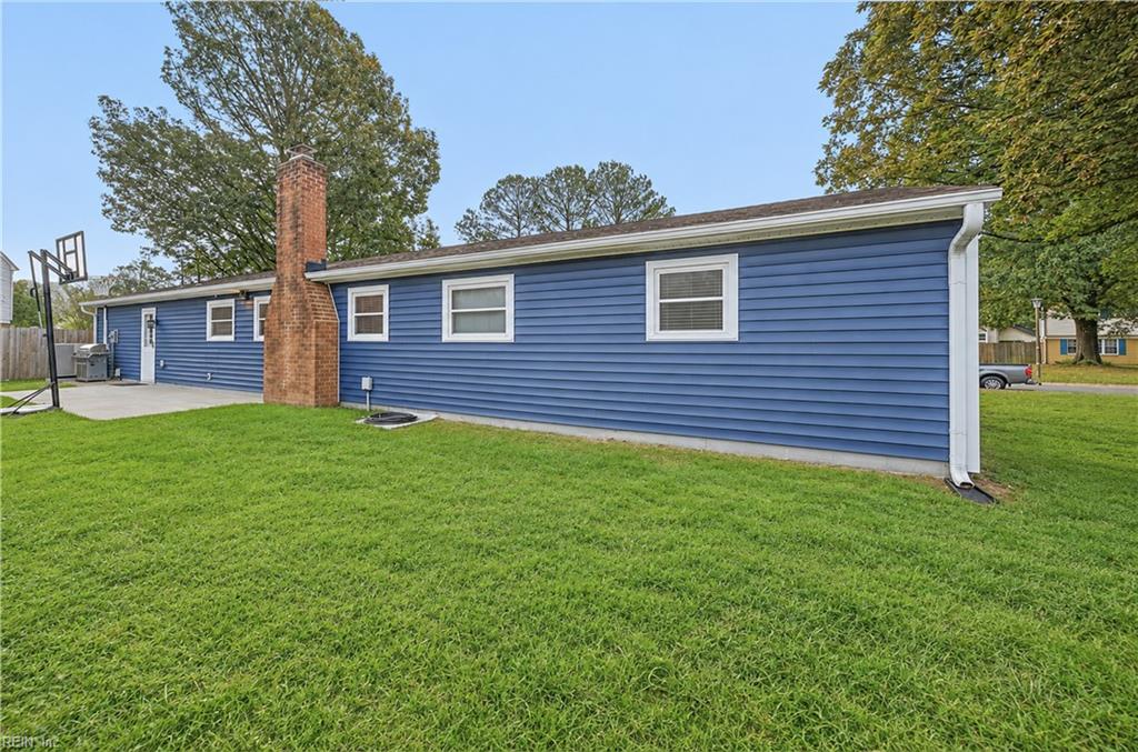 4174 Woodlake CT