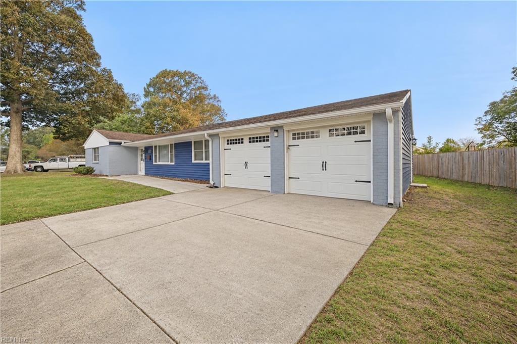 4174 Woodlake CT