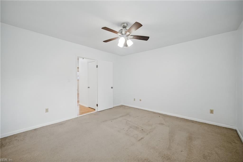4174 Woodlake CT